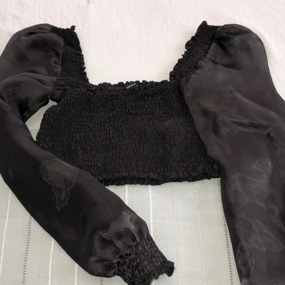 Forever 21 Black Cropped Long Sleeve